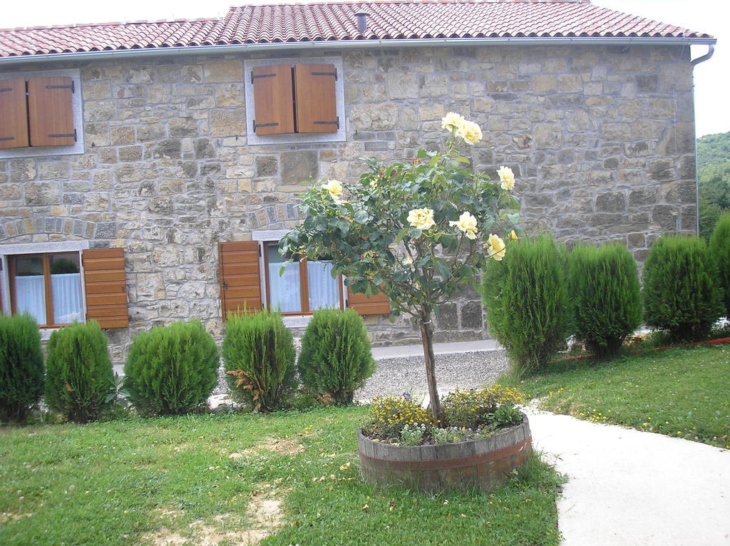 Agroturism Stara Stala Hotel Borut Kültér fotó